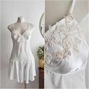 VTG Belle Nuit Intimates Flouncy Sheer Pearl Sequins Embroidery Lace Lingerie, S